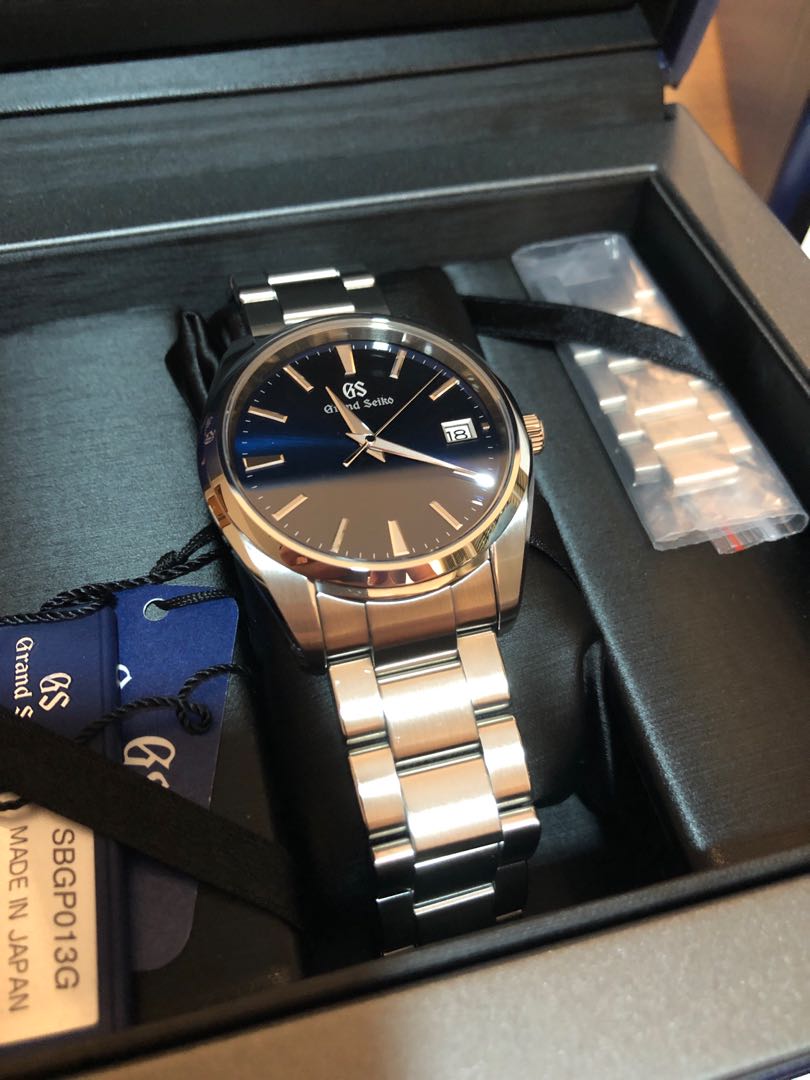 Grand Seiko SBGP013 Quartz 9F85, Luxury, Watches on Carousell