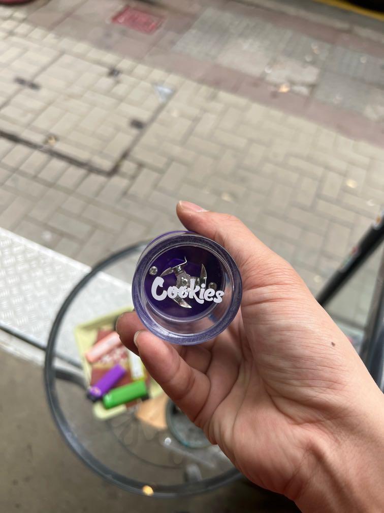 Havana Cookies Electric Automatic Metal Grinder, 其他, 其他 Carousell