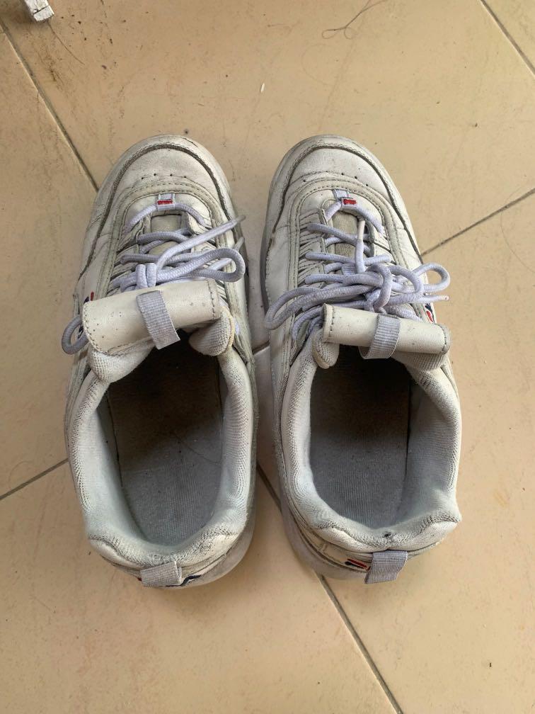 sepatu fila disruptor