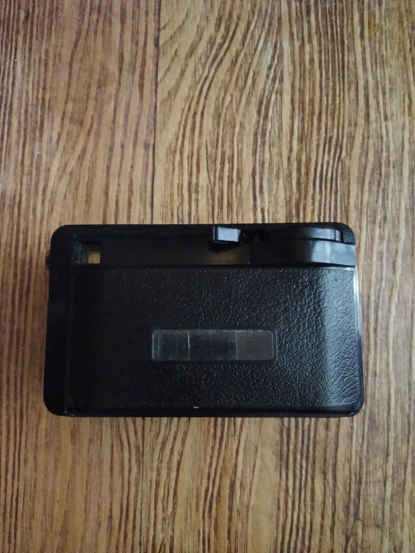 Kodak Instamatic 76x (Category: Cameras) located in Antipolo. Submitted by carnagevisors1990 (Listing ID 1155777858, Image 2). Description: Vintage '70s Kodak untested. no film to test. for display, collection..