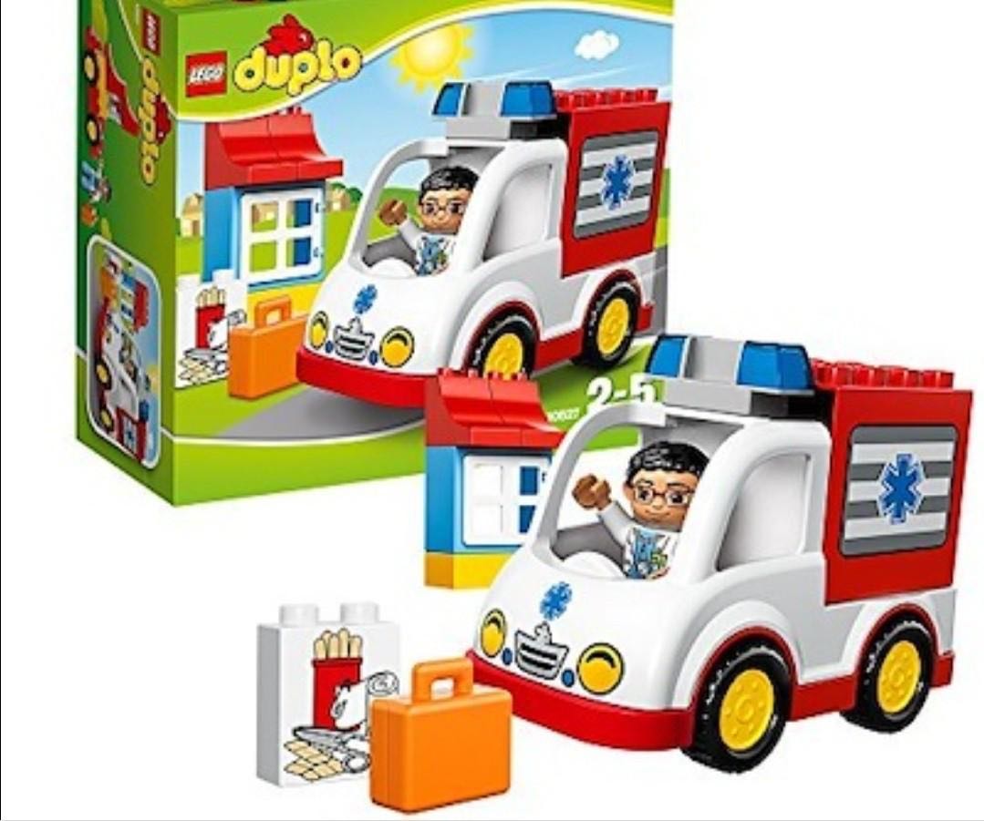 ambulance duplo lego