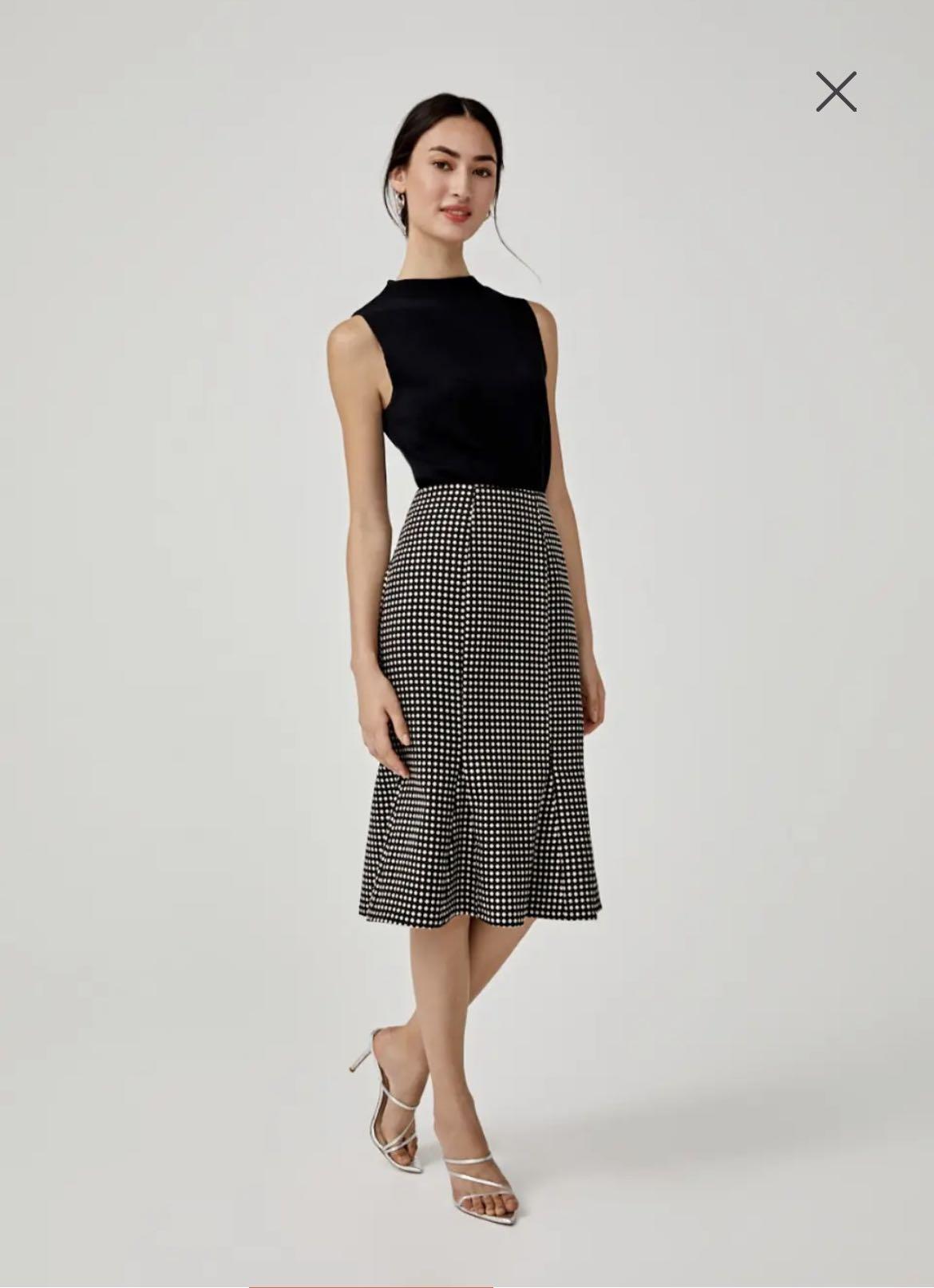 Tweed on sale trumpet skirt