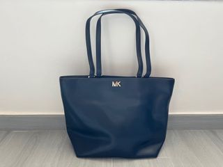 （分類：）位於 。 由 selinaaaaaa 提交（商品編號 1155776299，圖片 1）。簡介： 。