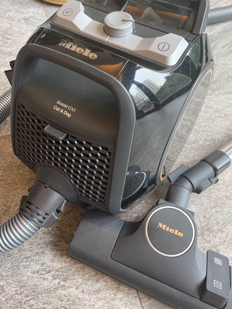 Miele boost cx1 cat and dog 無塵袋吸塵機, 家庭電器, 吸塵機 ＆ 家居清潔電器 Carousell
