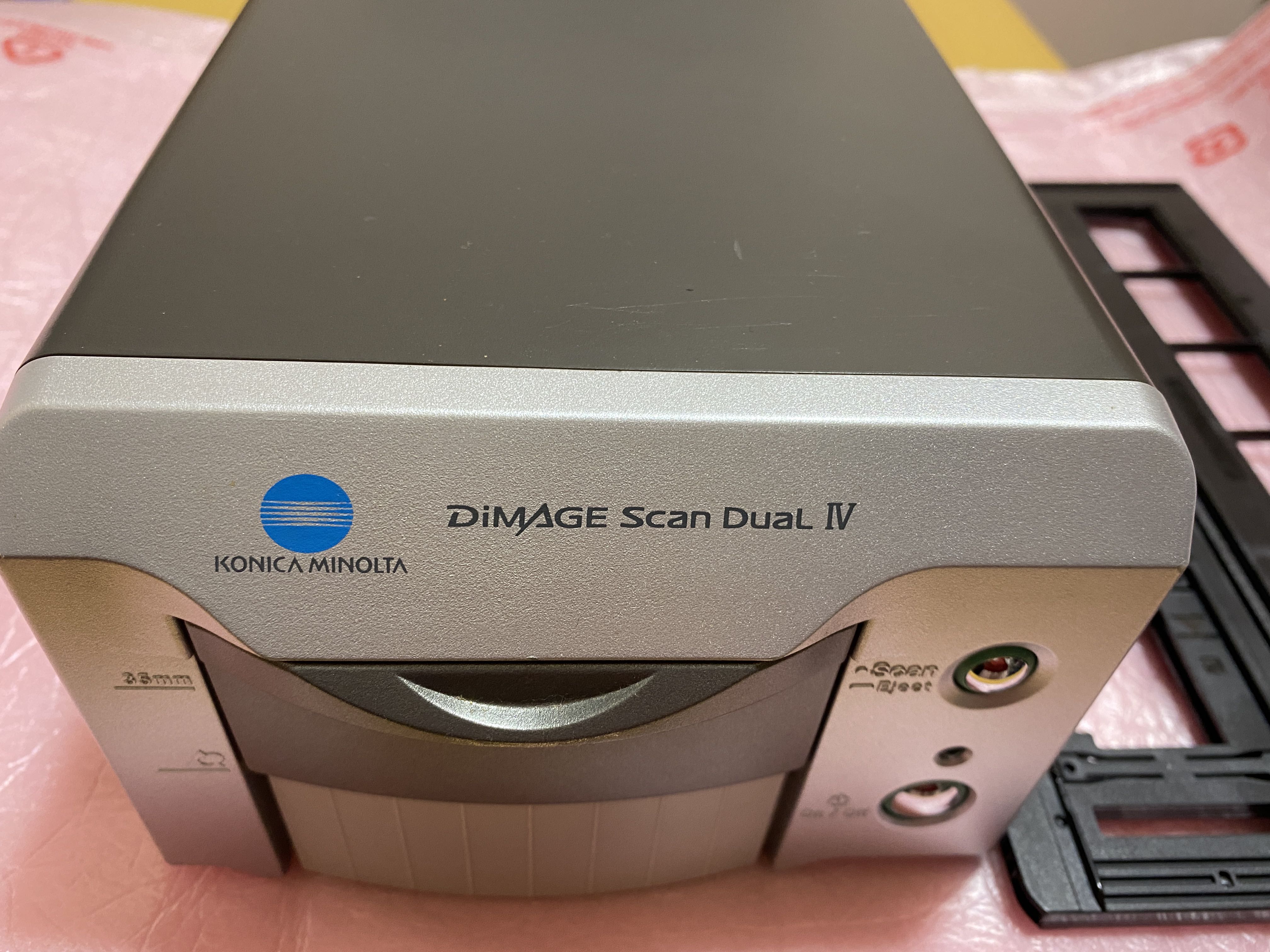 Minolta film scannerDimage Scan dual IV, 電腦＆科技, 打印機及影印機 Carousell