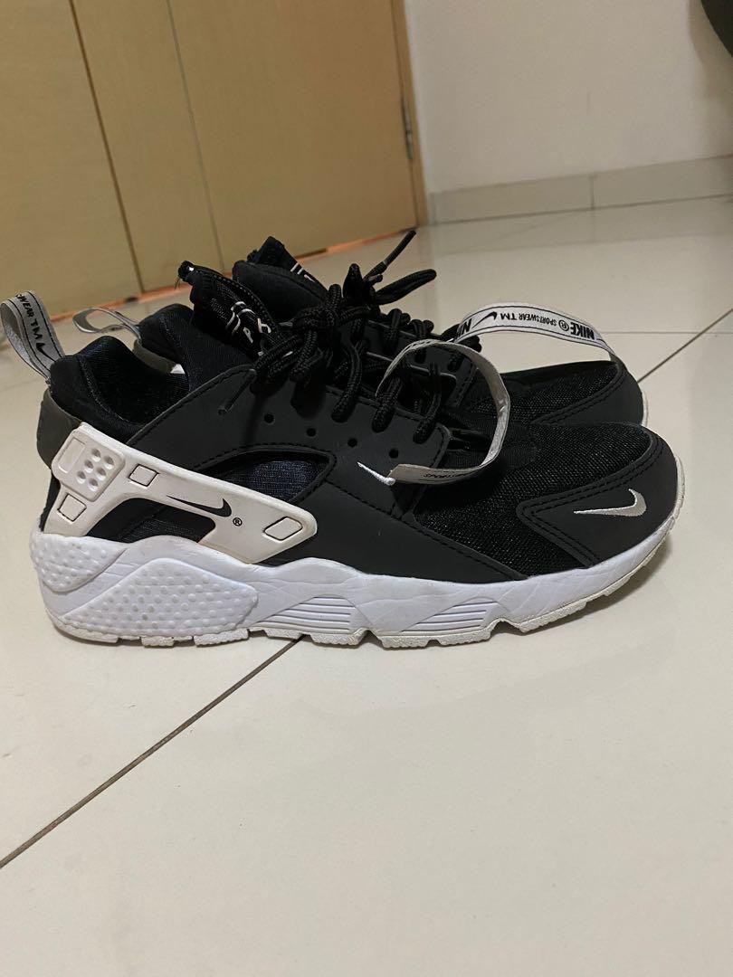 Nike air best sale huarache premium zip