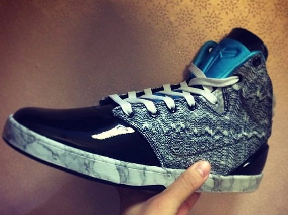 Nike Kobe Lifestyle Men s Fashion Footwear Sneakers on Carousell