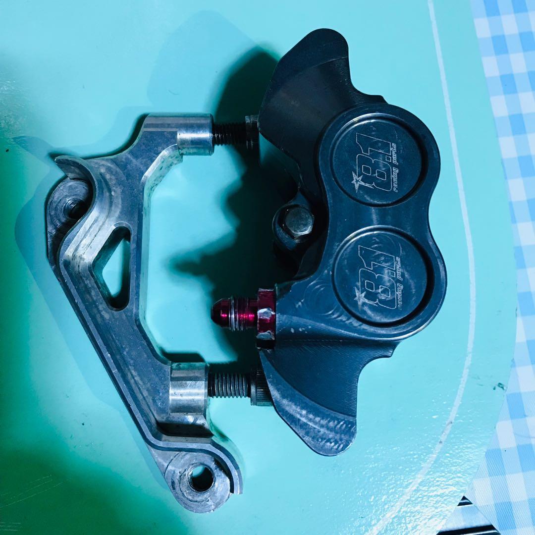 Original Formula CNC 8.1 Caliper with wave Bracket, Motorbikes