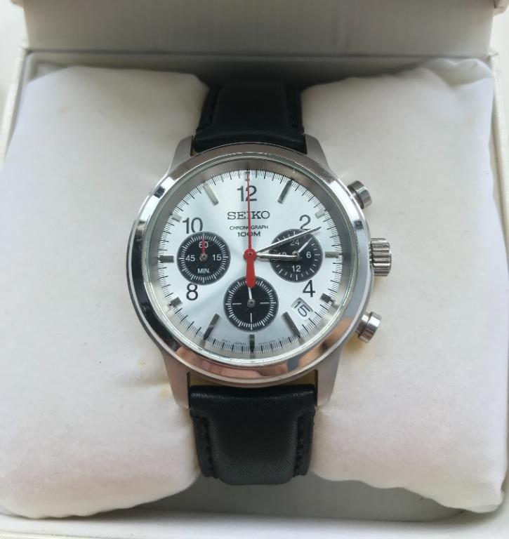 Original Seiko Chronograph Quartz 36mm, Men's Fashion, Watches &  Accessories, Watches on Carousell