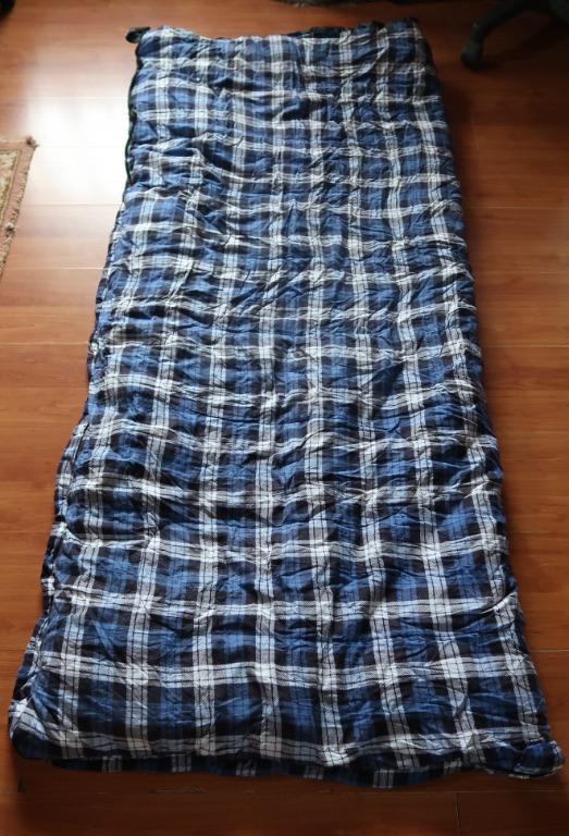 Out Door Works Champlain 3 Quadratherm Sleeping Bag, Sports Equipment
