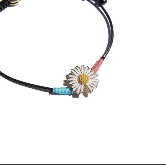 Peaceminusone- PMO String Bracelet #3 Gold Medium Charm, 興趣及
