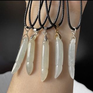(Category: ) located in . Submitted by jadeitegalleria (Listing ID 1155944918, Image 1). Description: .