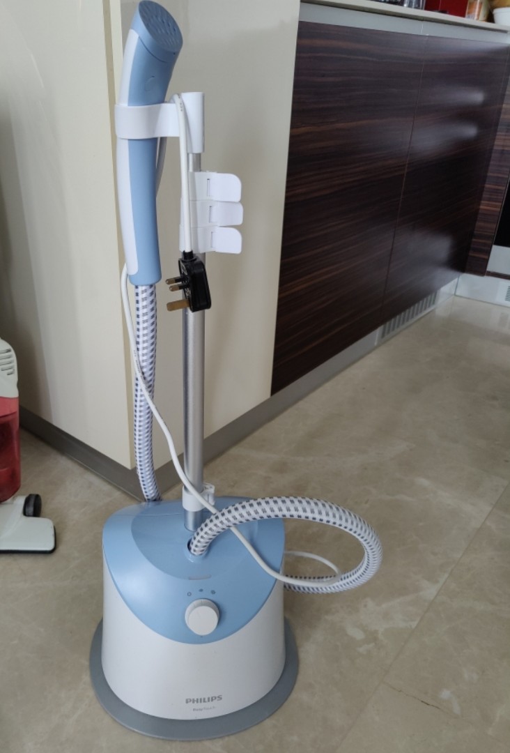 philip easy touch garment steamer gc482