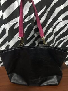 (Category: ) located in . Submitted by cherashton (Listing ID 1155856731, Image 1). Description: .