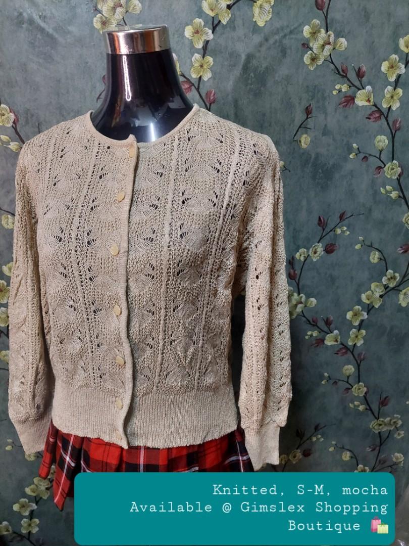 Preloved to be loved knitted longsleeved (Category: Longsleeves) located in Quezon City. Submitted by gimslexco (Listing ID 1155917299, Image 3). Description: 2 for 150, shipping fee will be shouldered by the customer... payment via gcash kindly Dm me for the availability of the items 0933 552 9219.