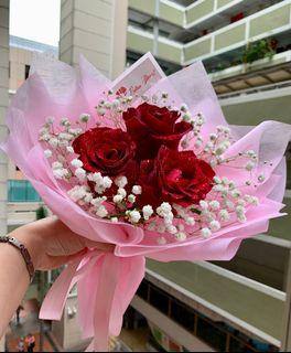 Roses baby's breaths flower Bouquet/ 七夕/Chinese Valentines day/Birthday/ Anniversary/ ROM