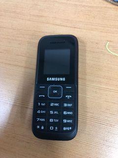 Samsung SM-B105E and Nokia TA-1114