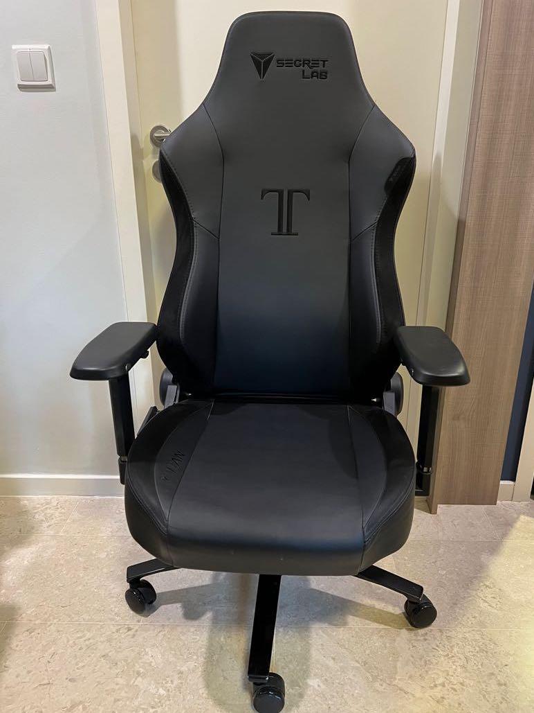 Secretlab titan black suede store