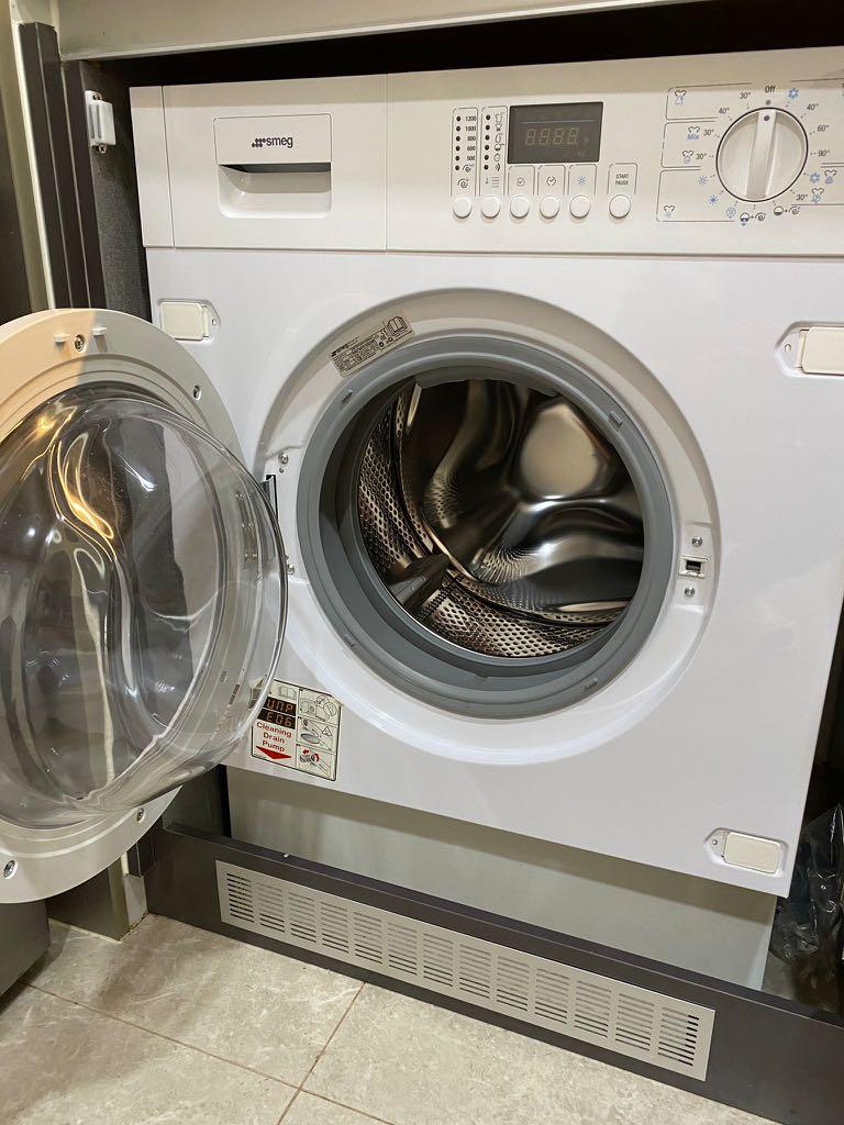 SMEG Fully Integrated WasherDryer 7/4kg (300), TV & Home Appliances