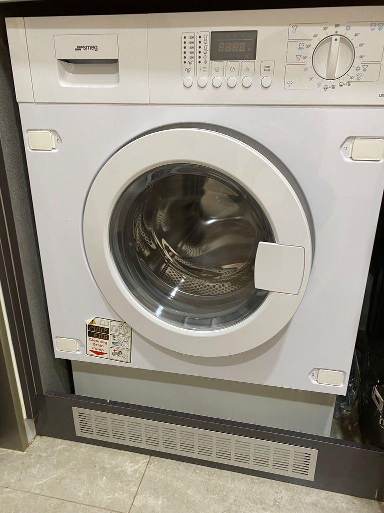 SMEG Fully Integrated WasherDryer 7/4kg (300), TV & Home Appliances