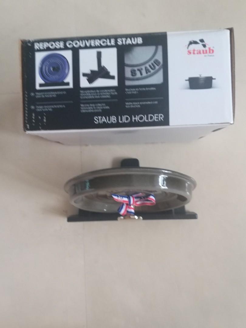 Staub Cast Iron Lid (Cover) Holder, Furniture & Home Living