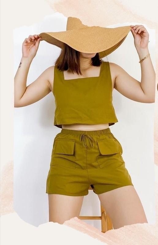 Summer coords/olive green color (Category: Sets or Coordinates) located in Angeles City. Submitted by mangareader (Listing ID 1155824135, Image 1). Description: Preloved coordinate for sale! Once used lang nung time na nagouting po kami (04.14.2022) :) Orig price is 370. last price napo Best fit small to semi large Cute in actual, panget lang po body shape ko! :> Actual photos are posted. Thank you :).