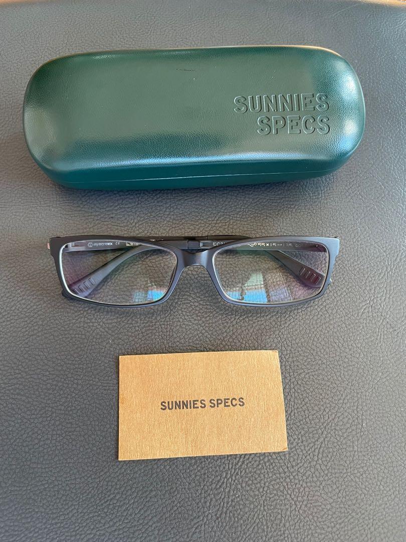 Sunnies Specs, Women's Fashion, Watches & Accessories, Sunglasses