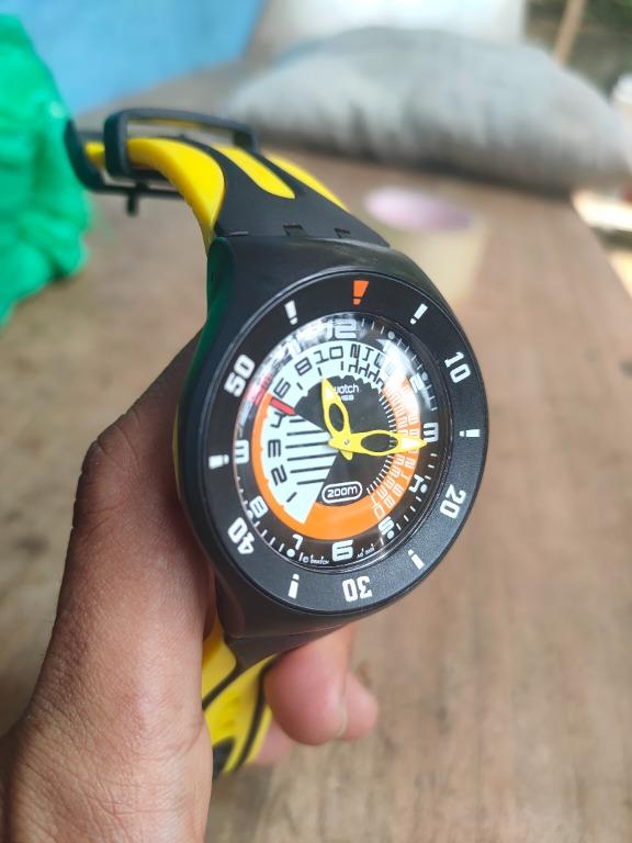 Swatch cr2025 3v price sale