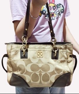 (Kategori: ) berada di . Dikirim oleh secondgood0139 (ID iklan 1155774692, Gambar 1). Deskripsi: .