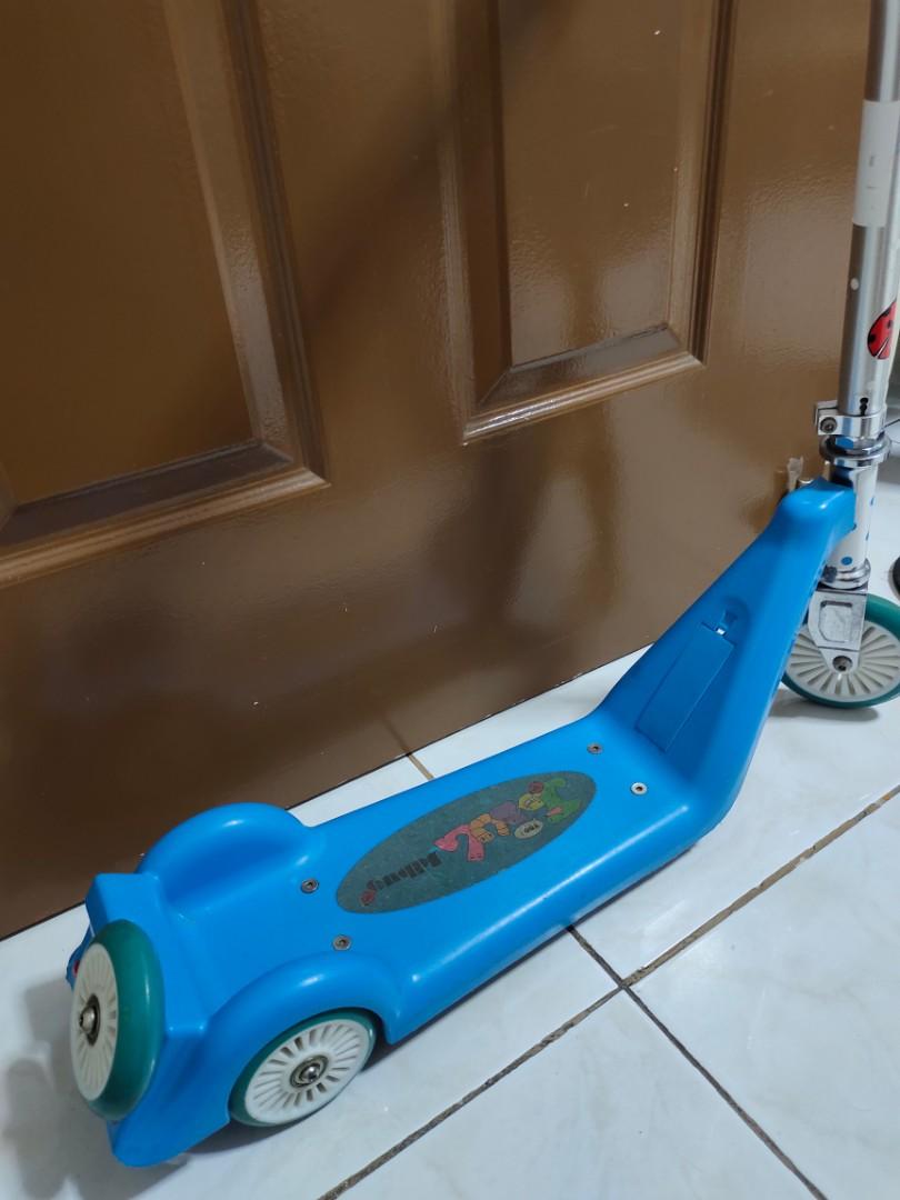 TOY KINGDOM SCOOTER, Hobbies & Toys, Toys & Games on Carousell