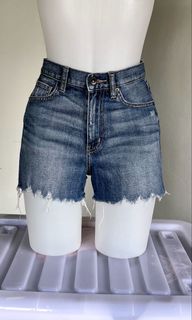 (Category: ) located in . Submitted by blessedbrands (Listing ID 1155852008, Image 1). Description: .