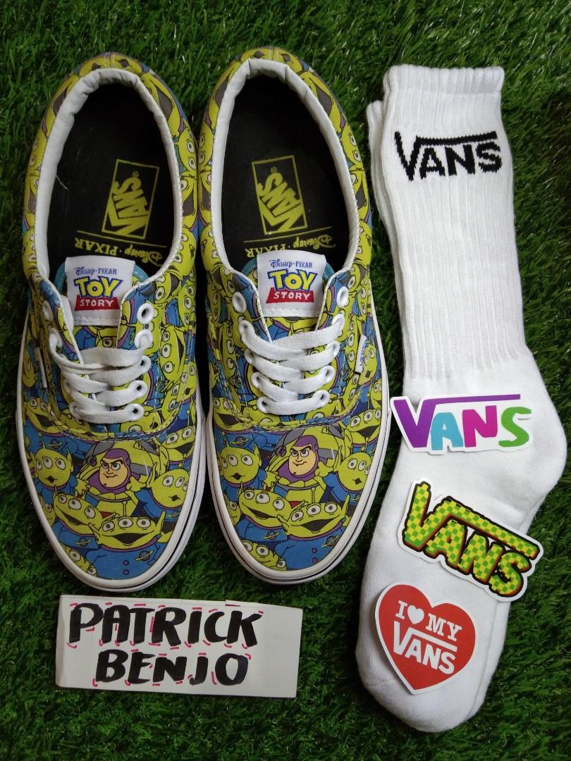 Vans toy story 2025 homme soldes