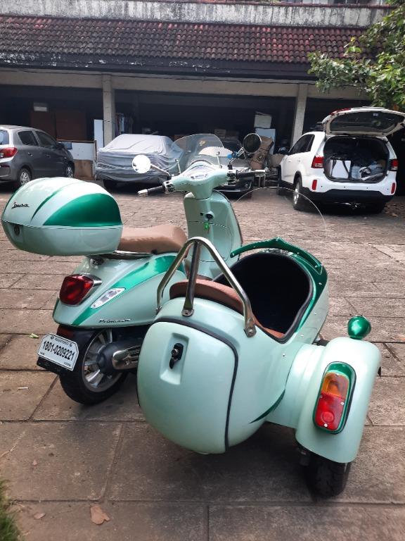 Vespa Premium Imported Fiberglass Sidecars, Motorbikes, Motorbikes for