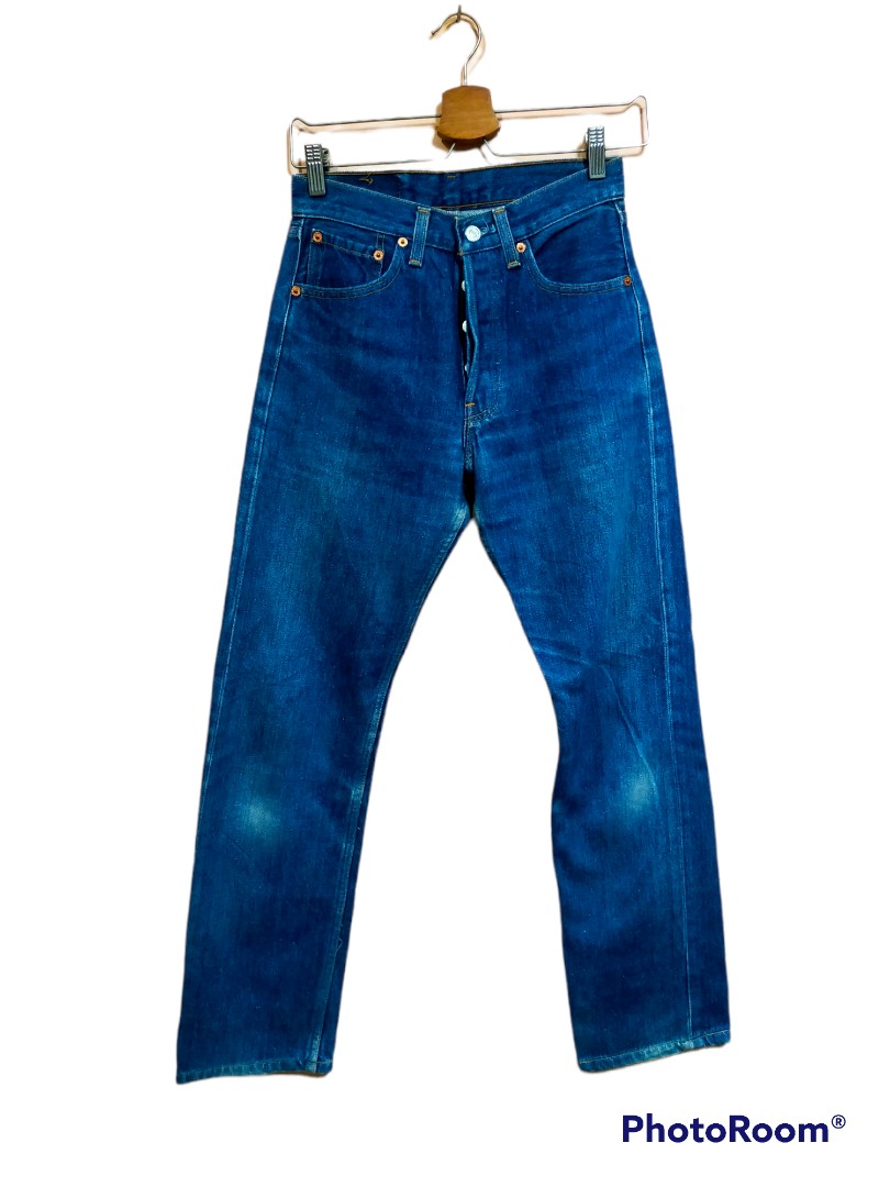 Levis 501 size 27 top