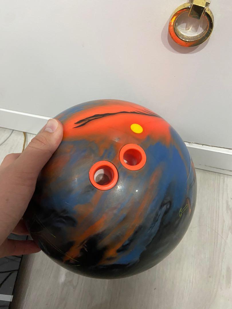 14lb Hammer Black Widow Spare Bowling Ball, Sports Equipment, Sports