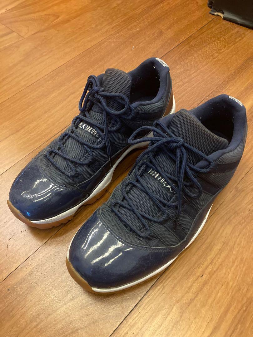 Air jordan 11 discount retro low navy gum