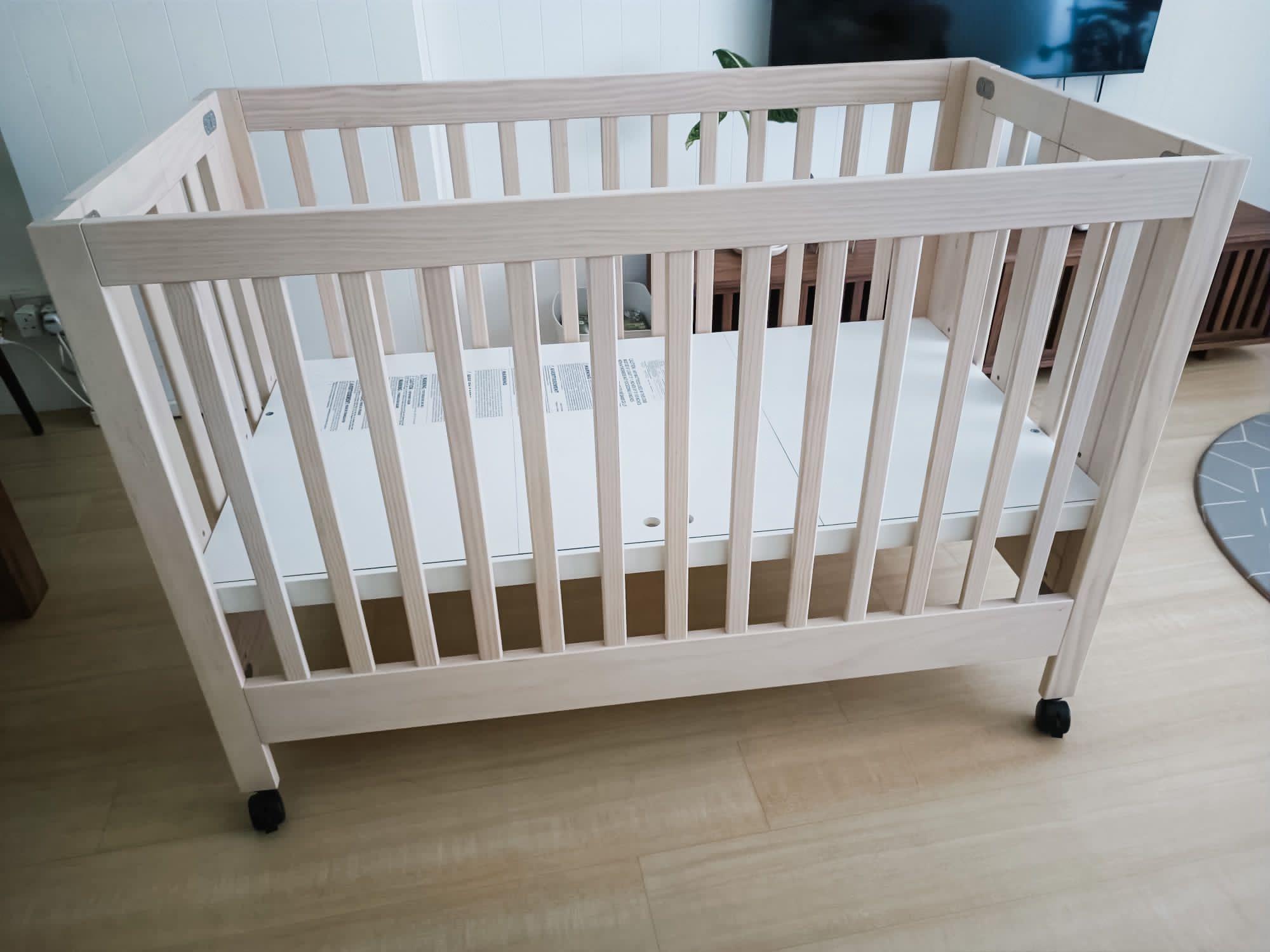 Babyletto maki folding crib hot sale