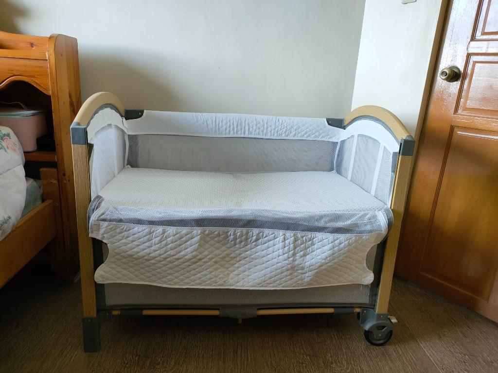Bambina Portacrib (CoSleeper), Babies & Kids, Baby Nursery & Kids Furniture, Cots & Cribs on