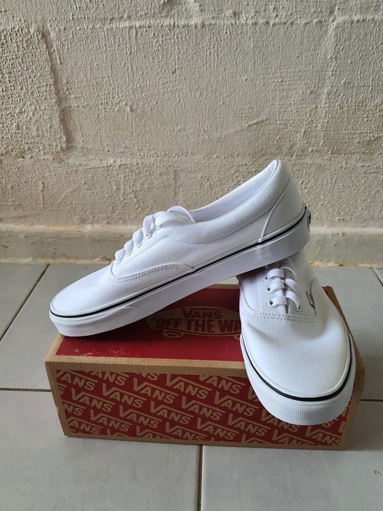 White vans new outlet era