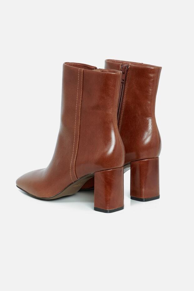 Boots caroll hot sale