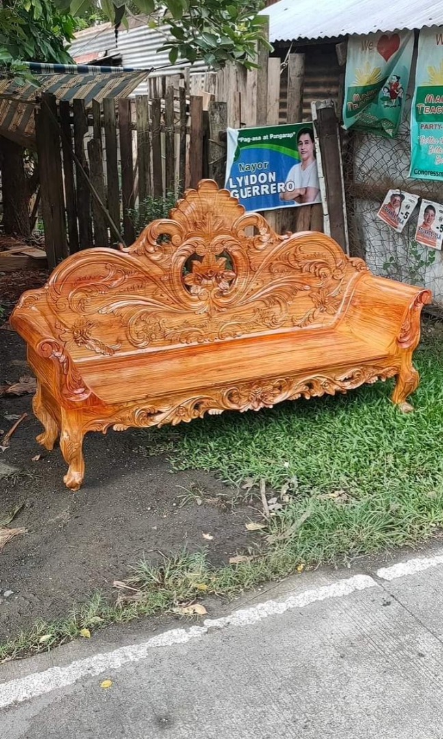 Cleopatra shop wooden bench