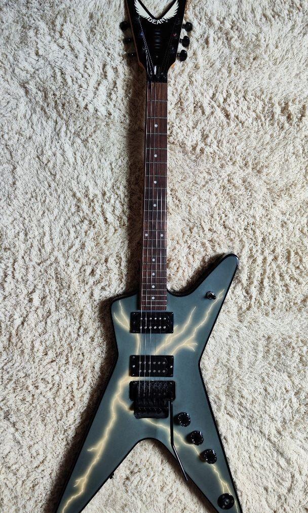 Dean Dimebag Lightning Floyd Rose Electric guitar, Hobbies & Toys, Music &  Media, Musical Instruments on Carousell