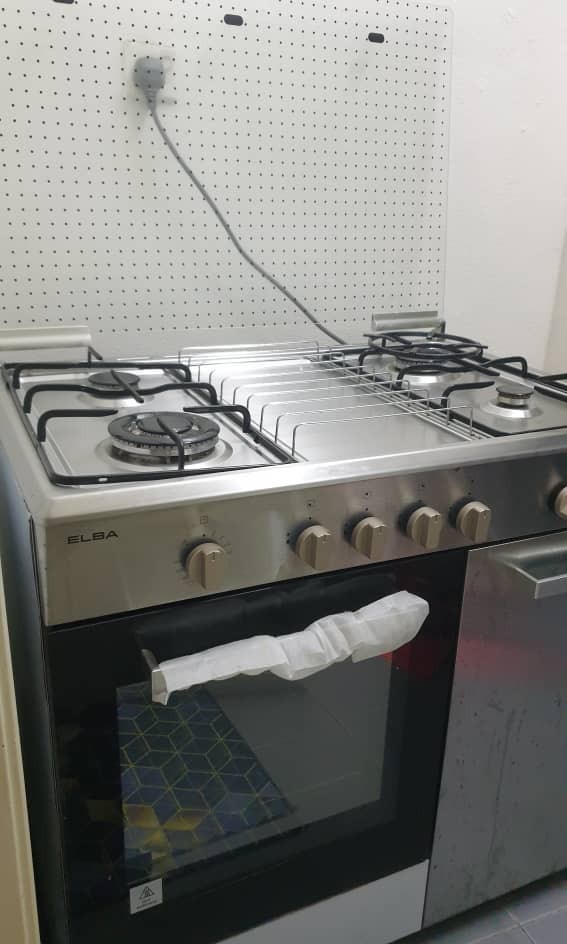Elba 4 hot sale burner gas stove
