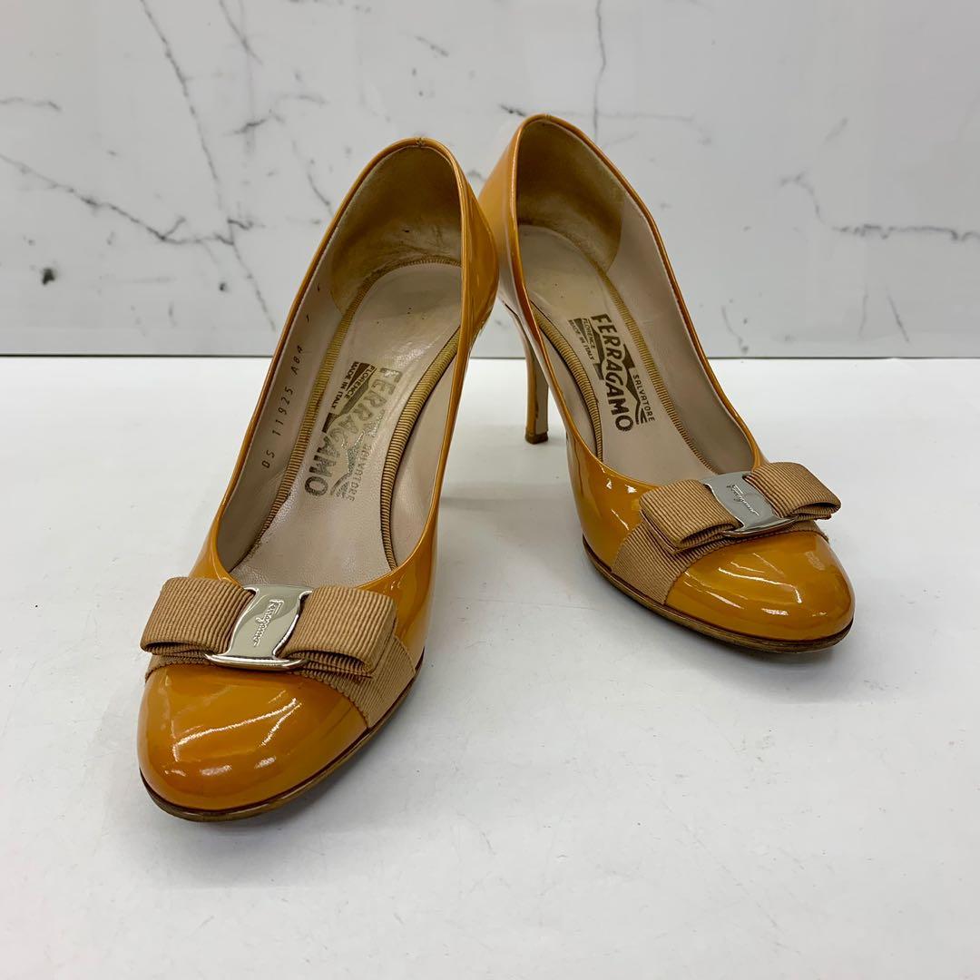 Ferragamo carla 7 sale