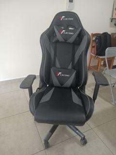 Gaming chair