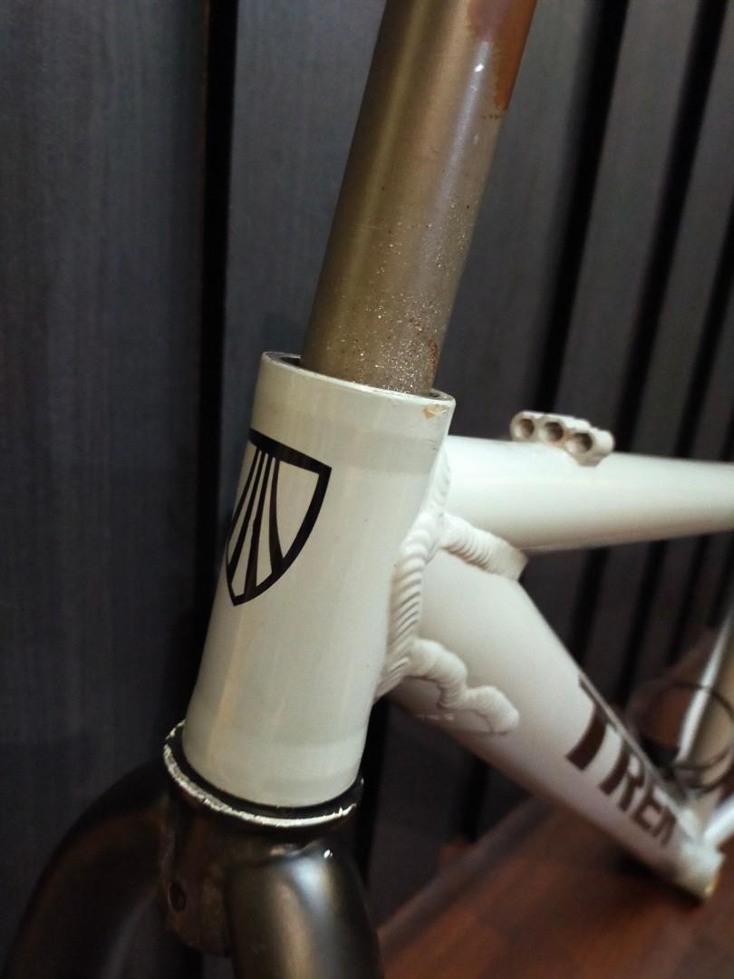 Hybrid 700c trek 7700 frame \u0026 fork 