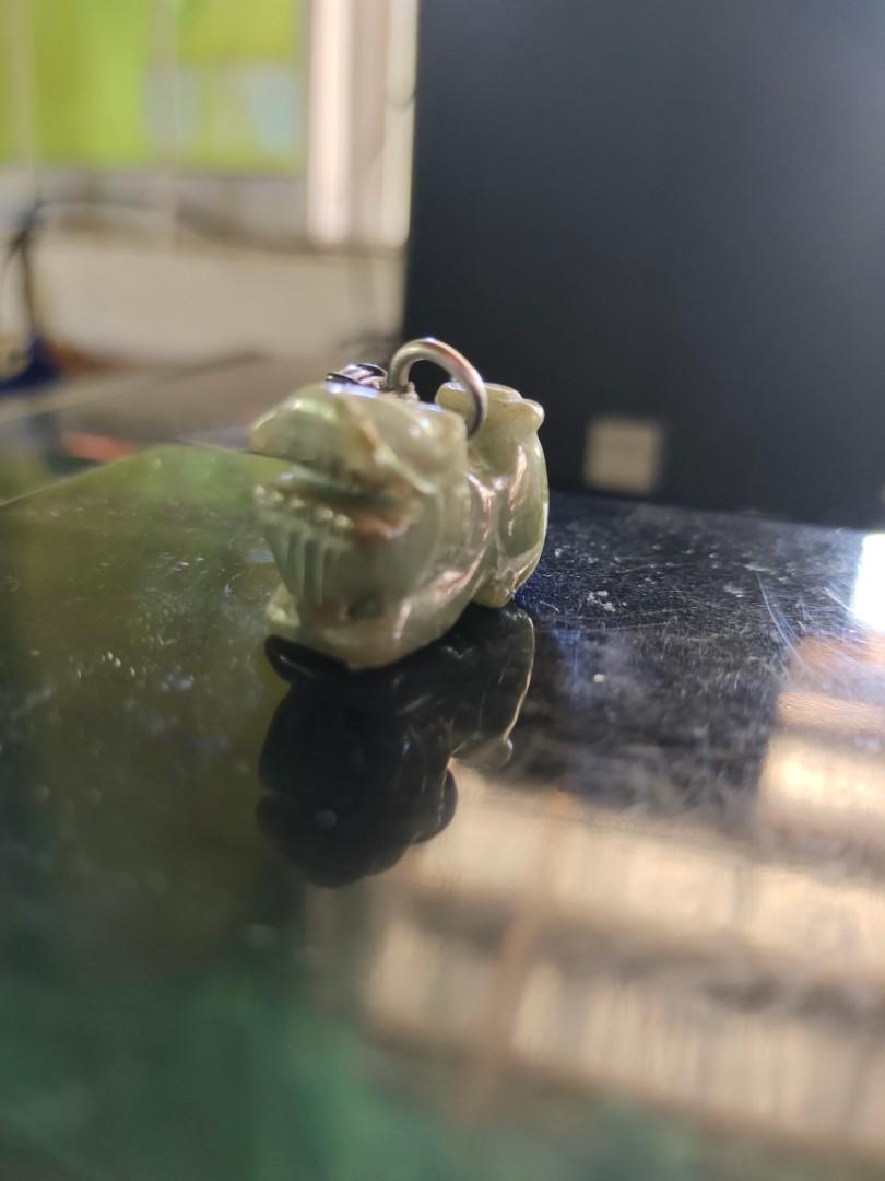 Jade foo dog pendant store