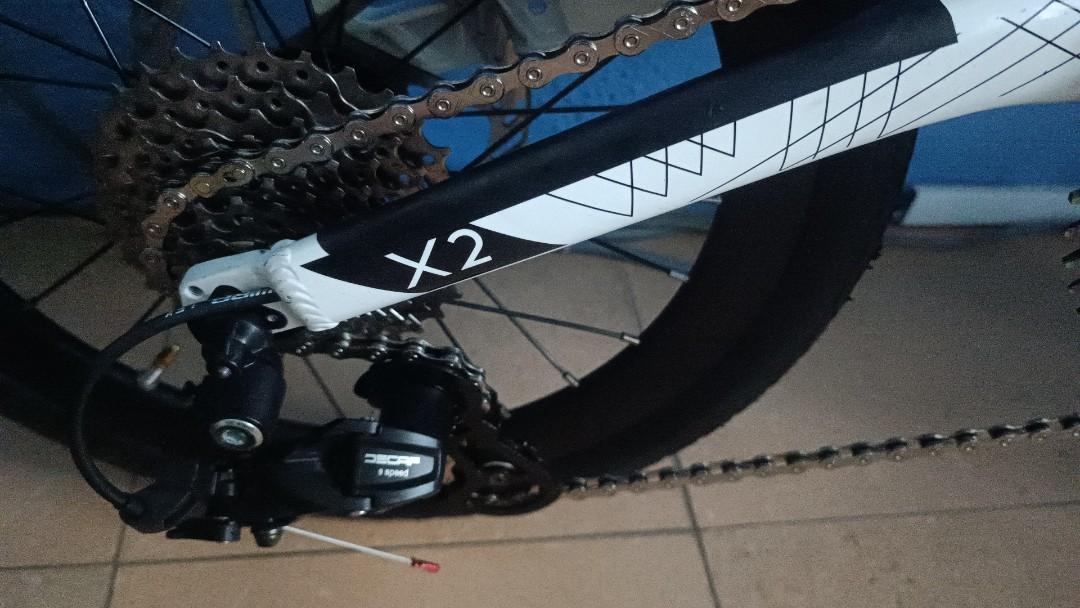 Java X2 9spd foldable bicycle (Category: Bicycles) located in Singapore. Submitted by chewkenneth (Listing ID 1156010052, Image 6). Description: Java X2 foldable bicycle Like new condition 9 speed, 1-by drive train 16-inch wheels Mechanical disc brakes Modified with 54T Litepro multicolour chain ring Well greased and lubed Installed with Rockbros MTB pedals Minus bottle cage and lights Reason for selling: Too many bikes at home, no space to keep.