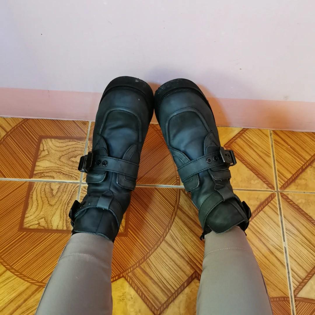 SALE Jeffrey Campbell Cutout Boots Luxury Sneakers Footwear