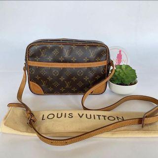 Brown Canvas Louis Vuitton Trocadero 30 Cloth ref.955195 - Joli Closet